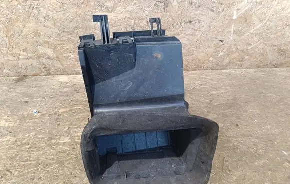 Renault Captur Intercooler air guide/duct channel 99024A0 39245