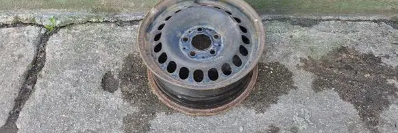 Mercedes-Benz C W202 R15 steel rim 2104000202