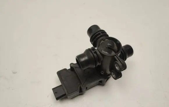 Mercedes-Benz EQC Electric auxiliary coolant/water pump A0005061300