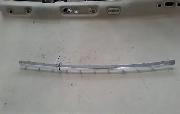 Audi A2 Rear bumper trim bar molding 8Z0807443