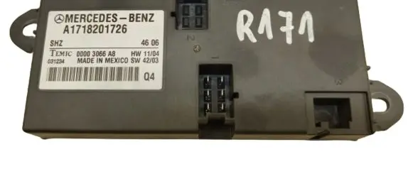 Mercedes-Benz SLK R171 Central body control module A1718201726