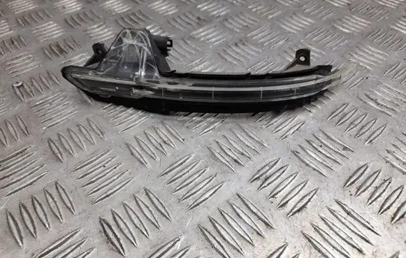 Audi A8 S8 D4 4H Mirror indicator light 4H0949101