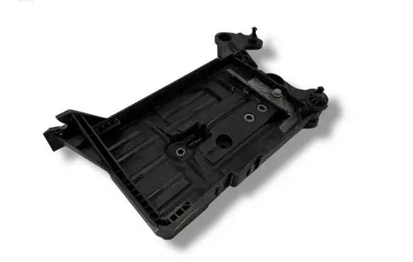 Volkswagen Golf VII Battery tray 5Q0915331K