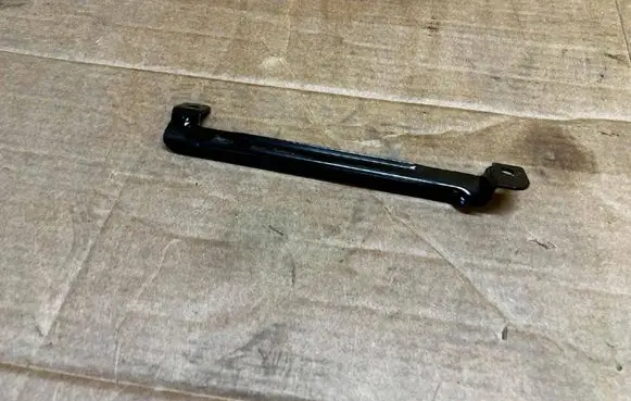 Citroen DS7 Crossback Battery bracket 98049597