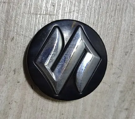 Suzuki Vitara (LY) Original wheel cap 4325251K10