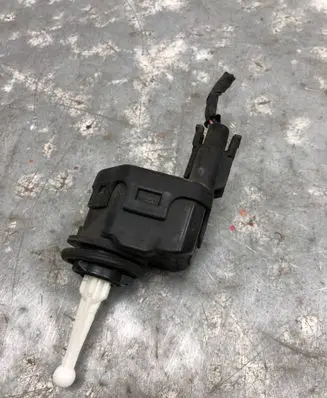 Volvo S40, V40 Headlight level adjustment motor 007878-BILI 007878