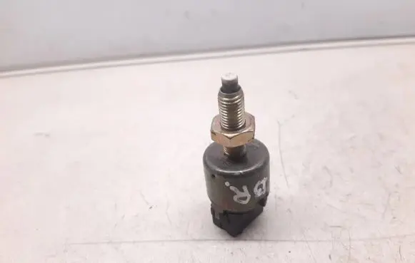 KIA Sorento Brake pedal sensor switch K20C66490