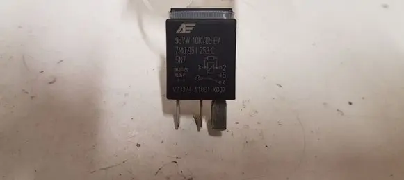 Audi A6 S6 C6 4F Other relay 7M0951253C 95VW10K705EA
