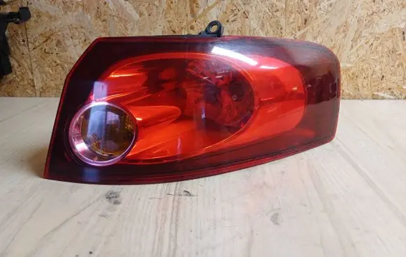 Fiat Croma Rear/tail lights 27490202 B318