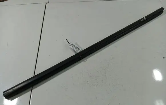 Volvo S60 Front door glass trim molding 
