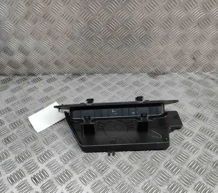 Polestar 2 Air intake duct part 32244475 31457577