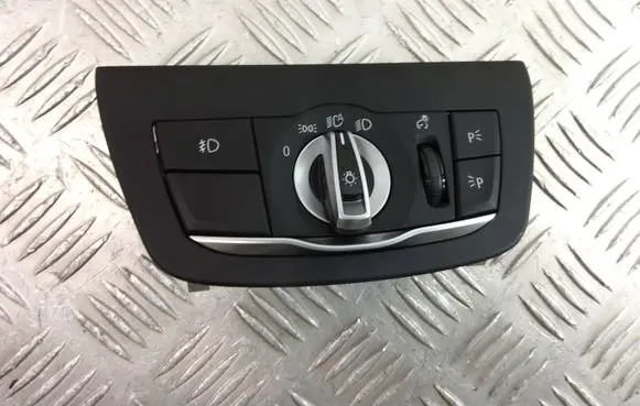 BMW X3 G01 Light switch 6995031