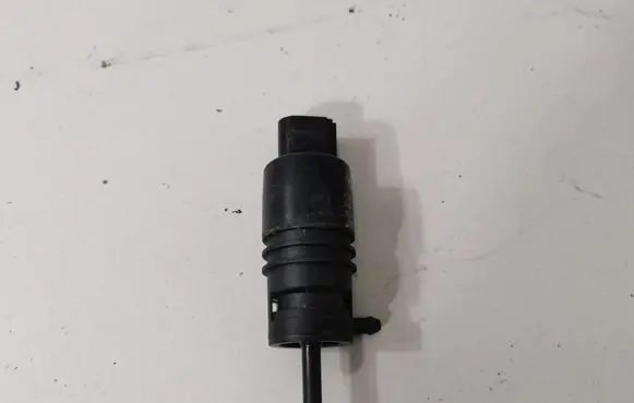 BMW 5 F10 F11 Windscreen/windshield washer pump 6934160