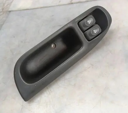 Renault Scenic I Electric window control switch 7700431172