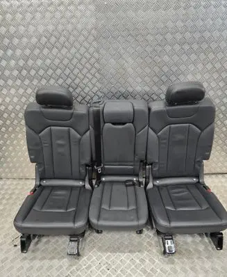 Audi Q7 4M Rear seat 