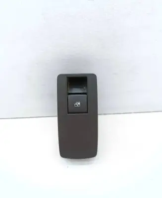 Opel Insignia A Electric window control switch 13301889