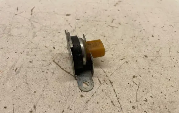 BMW 7 E65 E66 ESP acceleration yaw rate sensor 6770206 4233B