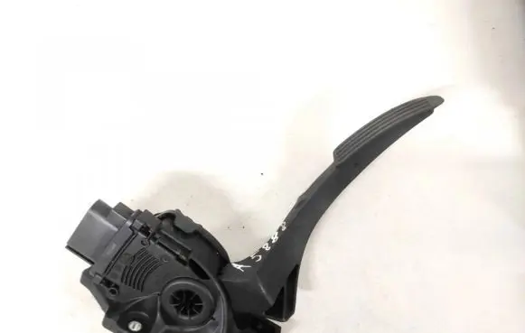 Ford Mondeo MK IV Accelerator throttle pedal 6g929f836sc 6g92-9f836-sc
