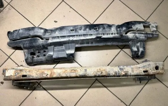 Rear beam