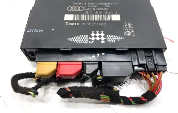 Audi A4 S4 B6 8E 8H Central body control module 8E0959433J