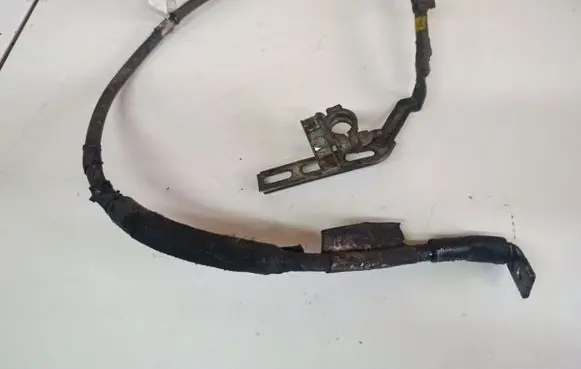 Renault Scenic III - Grand scenic III Positive cable (battery)