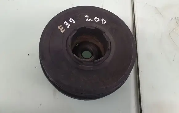 BMW 5 E39 Crankshaft pulley 11232247565