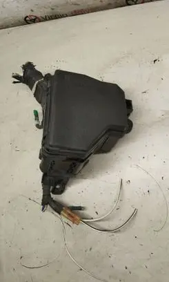 Toyota Verso-S Fuse box set 8266252480