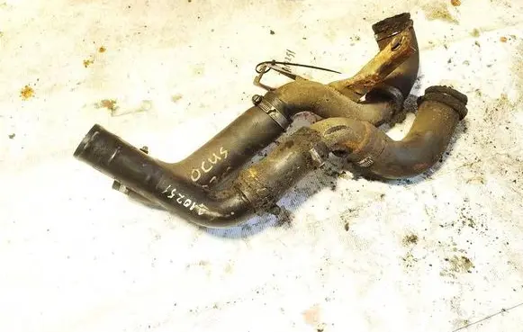 Nissan Primera Engine coolant pipe/hose