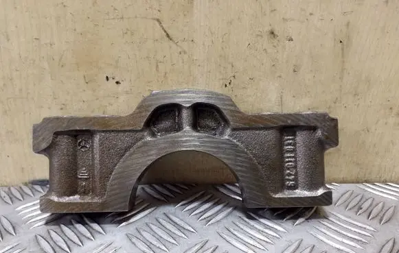 Mercedes-Benz ML W164 Crankshaft Holder 6420110311