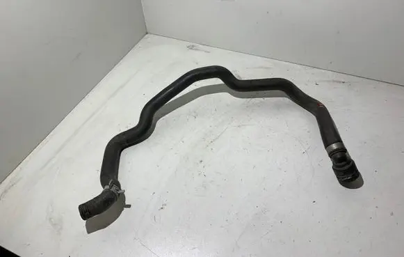 BMW 5 GT F07 Engine coolant pipe/hose 9119178 15476810