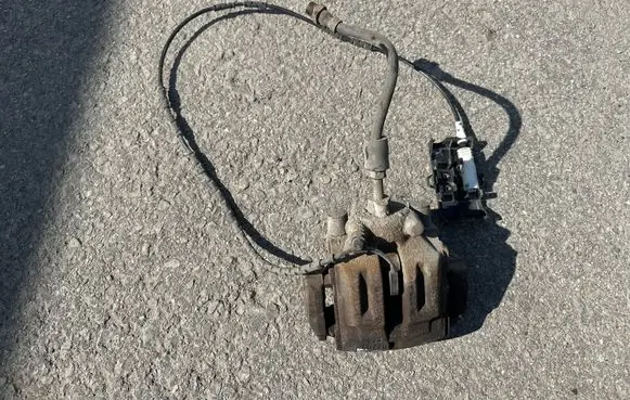 BMW 1 E81 E87 Rear brake caliper