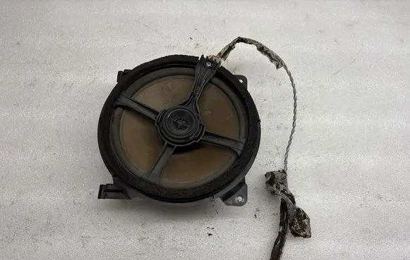Volvo S60 Parcel shelf speaker 8633574 10347 02W46