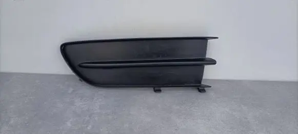 Renault Laguna II Front bumper lower grill 000009693