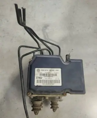 Volkswagen PASSAT B7 ABS Pump 3AA614109AP 30208032222 14176990211