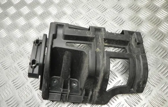 Peugeot 5008 Front bumper mounting bracket 9686264180 T8064