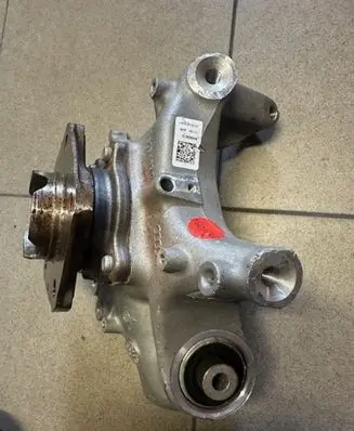 Audi A4 S4 B9 Rear wheel hub 8W0505459D