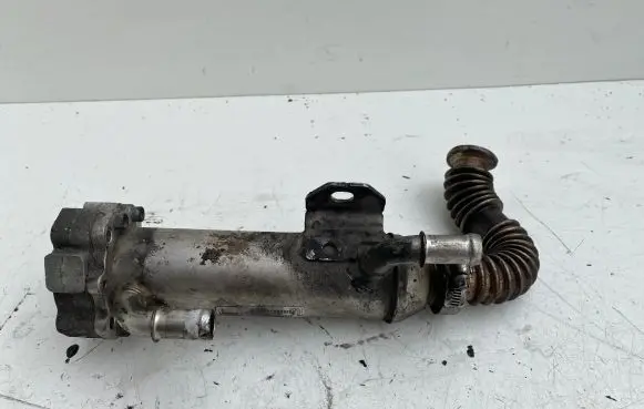 Volvo V70 EGR valve cooler 880766L