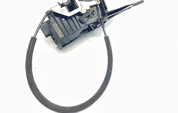 Mercedes-Benz ML W163 Front door lock A1637201735