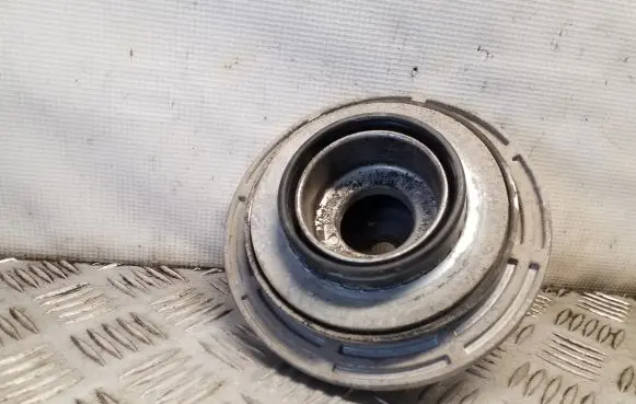 Volkswagen Transporter - Caravelle T5 Front upper strut mount 7H0412341A 7LA412249 7E0412331A