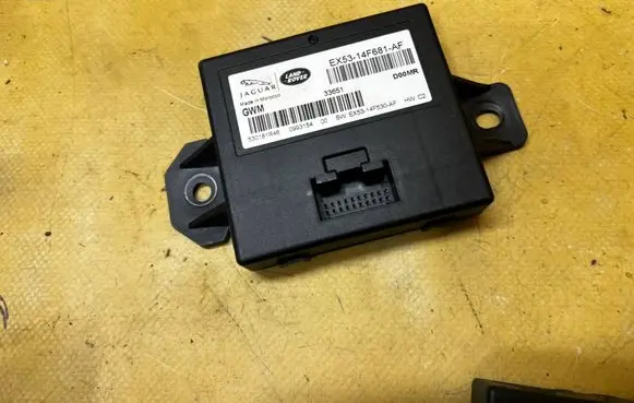 Jaguar F-Type Gateway control module EX5314F681AF