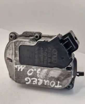 Volkswagen Touareg I Intake manifold valve actuator/motor 059129086M A2C53308513 1045475S01