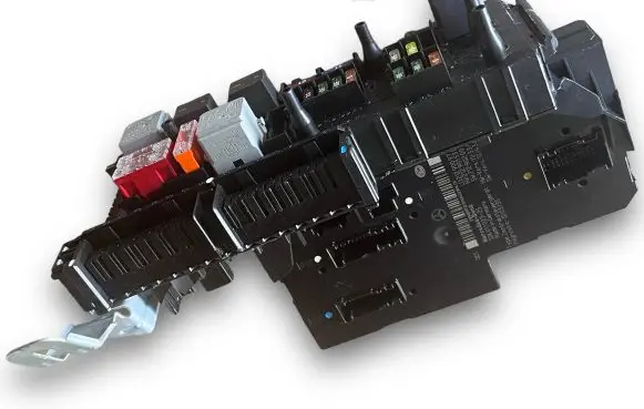 Mercedes-Benz E W212 Fuse box set A2129009722