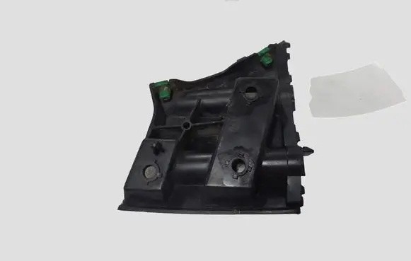Volvo V40 Front bumper mounting bracket 31395101