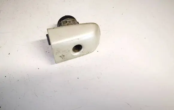 Volvo V50 Front door lock (next to the handle) 8679168