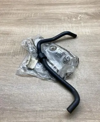 Volkswagen Touran I Engine coolant pipe/hose 1K0121447DH