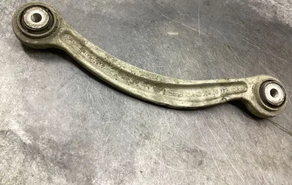 Mercedes-Benz E W212 Rear upper control arm/wishbone 20409F1
