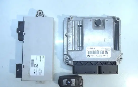 Engine ECU kit and lock set