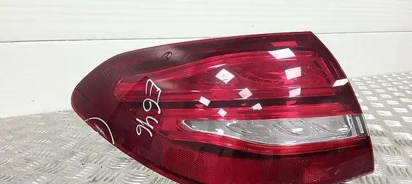Rear/tail lights