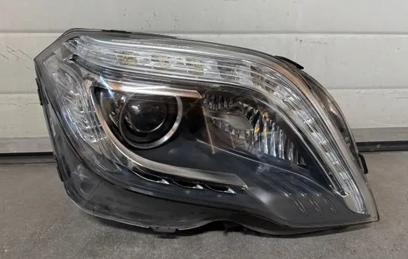 Mercedes-Benz GLK (X204) Headlight/headlamp A2048201639