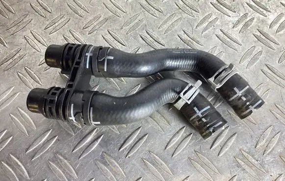 Volkswagen Tiguan Engine coolant pipe/hose 5Q0820507G
